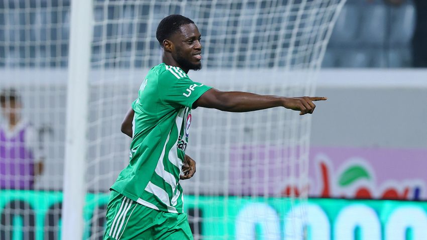 Ο αλάνθαστος Άρης μόνος στην κορυφή