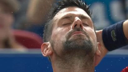 Ο Τζόκοβιτς «λύγισε» στη ζέστη και στην υγρασία στη Σανγκάη