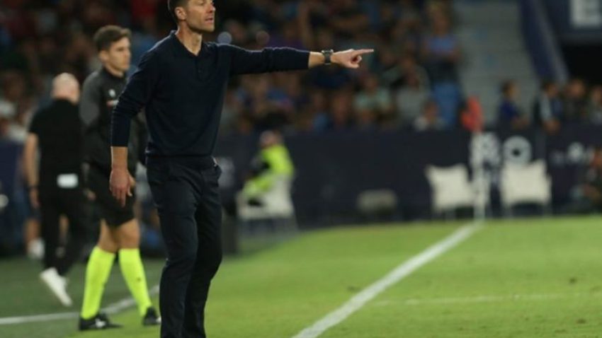 Ρεάλ Μαδρίτης: Το παρασκήνιο πίσω από την κόντρα Βινίσιους – Τσάμπι Αλόνσο