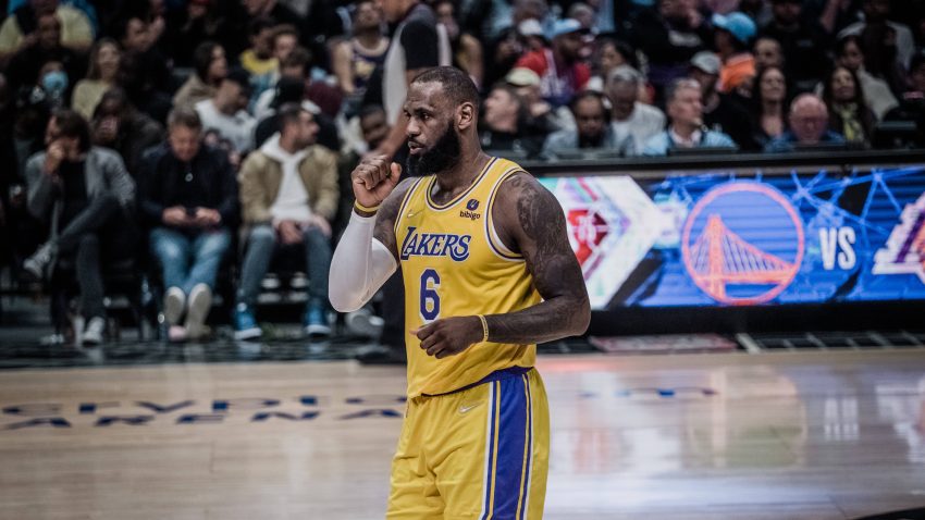 LeBron: Θρυλική Επιστροφή και Νέα Ιστορικά Ρεκόρ στη 23η Σεζόν του