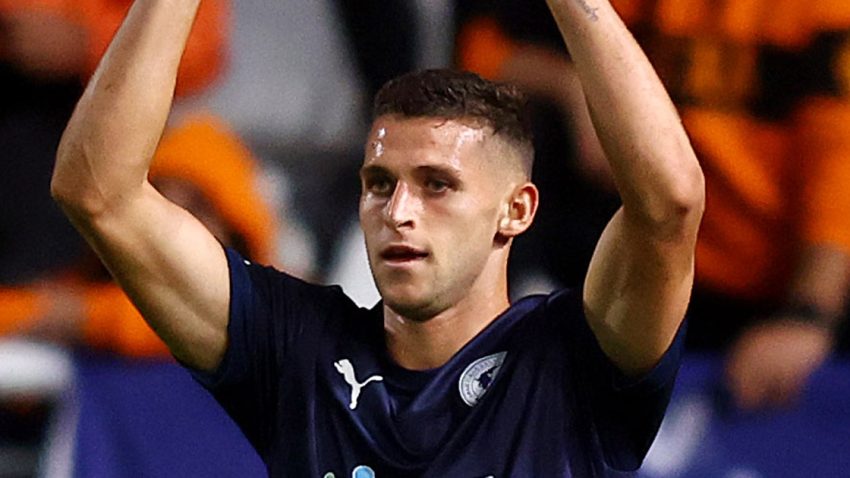 Πρόταση για Αντερέγκεν και πιθανή μεταγραφή