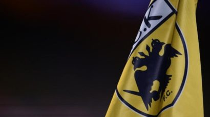 AEK: 10 πρώην παίκτες της ζητούν απαγόρευση μεταγραφών