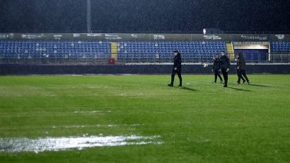 Στον αέρα λόγω κακοκαιρίας το Πάφος-ΑΠΟΕΛ