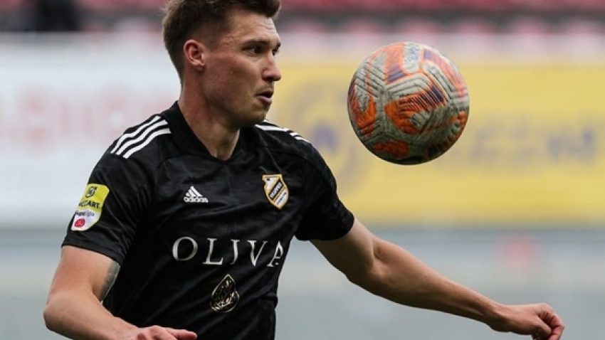 Ανόρθωση: Μέσα και ο Τόσιτς με Εθνικό