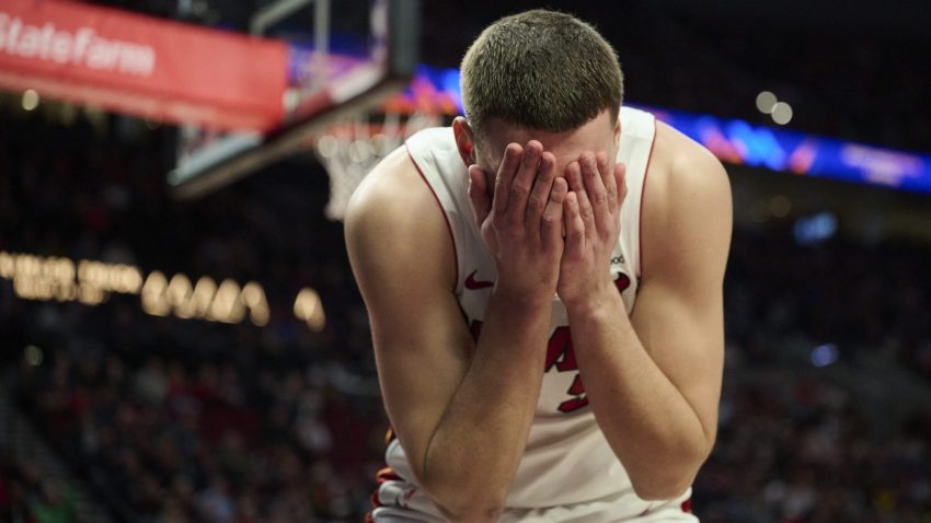 Ο Γιόβιτς δεν έχει ακόμη βρει διέξοδο από τη σουτέρικη κρίση