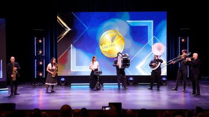 Βραβεύονται απόψε οι κορυφαίοι από την ΕΑΚ