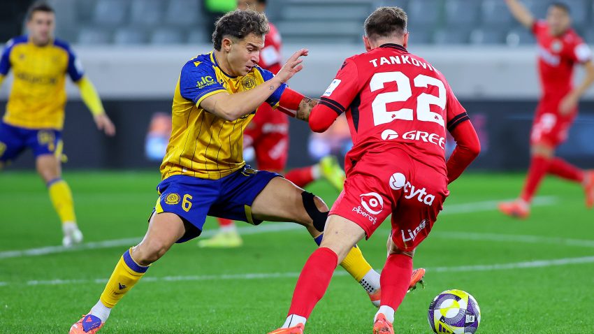 Με ήρωα Φαμπιάνο η Ομόνοια πέρασε απ' την ΑΕΛ