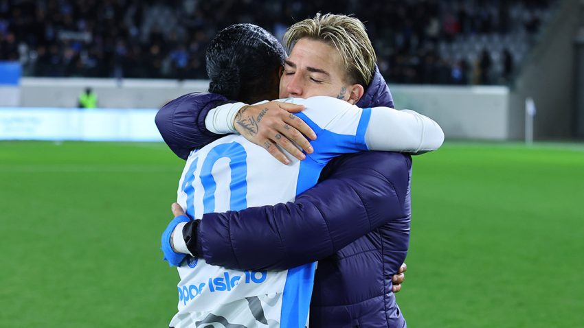 Μαγικός στο πρώτο μέρος, συνεχίζει φουριόζος