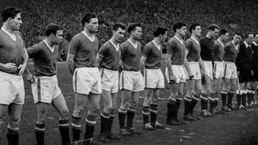 «Αεροδρόμιο Μονάχου, ώρα 03:04»: Ο χρόνος «παγώνει», η αεροπορική τραγωδία της Μάντσεστερ Γιουνάιτεντ δεν θα ξεχαστεί ποτέ!