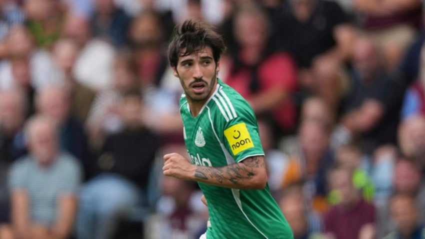 Η Μάντσεστερ Γιουνάιτεντ βλέπει στον Τονάλι τον κατάλληλο αντικαταστάτη του Κασεμίρο