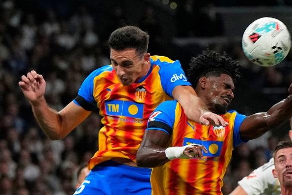 Σπουδαίο τρίποντο παραμονής πανηγύρισε η Βαλένθια μέσα στην έδρα της Λεβάντε