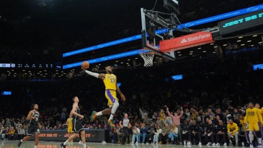 Λεμπρόν και Ντόντσιτς «καθάρισαν» τους Νετς