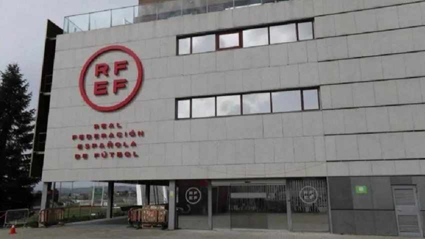 Η RFEF «παγώνει» άμεσα τα καθήκοντα διαιτητή της Segunda Division μετά από σύλληψη για φερόμενη επίθεση σε γυναίκα!