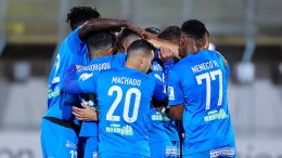 Στόχος να συνεχίσει την αντεπίθεση...