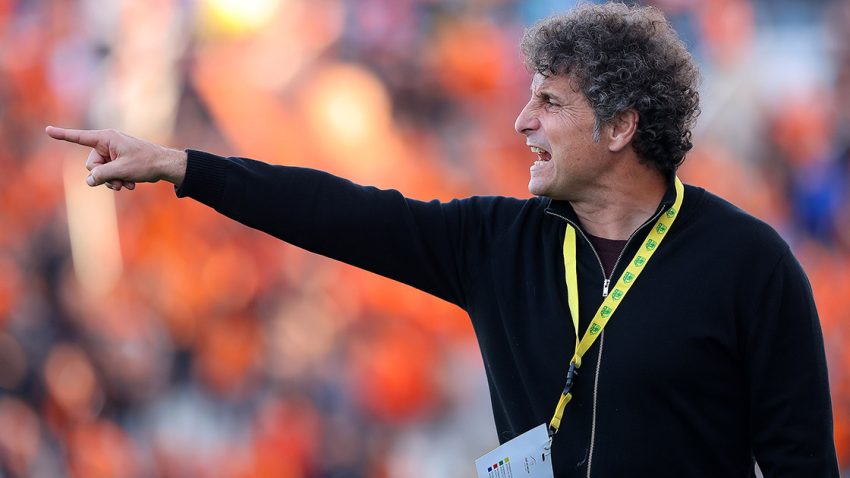 Αποθέωσε τους παίκτες του και τον κόσμο ο Ιδιάκεθ