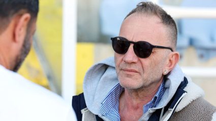 Παρέμβαση Φωτίου: «Πες τα Νεκτάριε, Ομόνοια ερχόμαστε – Παίξε για τον κόσμο σου που πάλι τραγουδά»