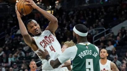 Μόμπλεϊ και Χάρντεν «καθάρισαν» τους Μπακς χωρίς Αντετοκούνμπο