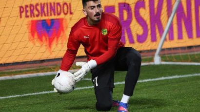 AEK: Ανανέωσε Παρασκευά!