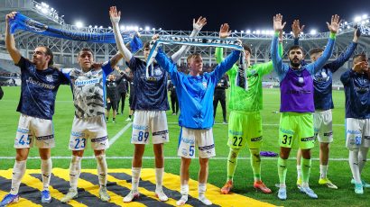 Αποθέωσε τους παίκτες ο κόσμος και τραγούδησαν όλοι μαζί στη Θύρα 1! (videos)