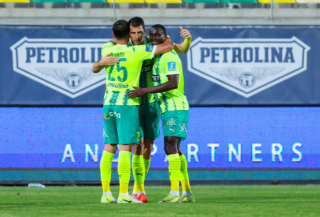 Νίκη Ευρώπης για την ΑΕΚ, παράταση στέψης για Ομόνοια