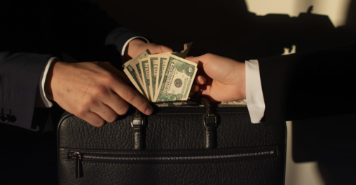 Τόσα πλήρωσαν οι ομάδες στους ατζέντηδες παικτών!