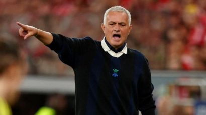 Ανάβει φωτιές η Record: «Μπορεί να επιστρέψει στη Ρεάλ ο Μουρίνιο»