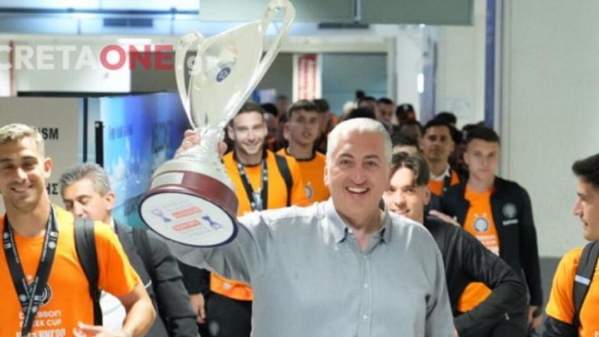 Έγινε το ελα να δεις στο αεροδρόμιο για τους θριαμβευτές του ΟΦΗ! (vid)