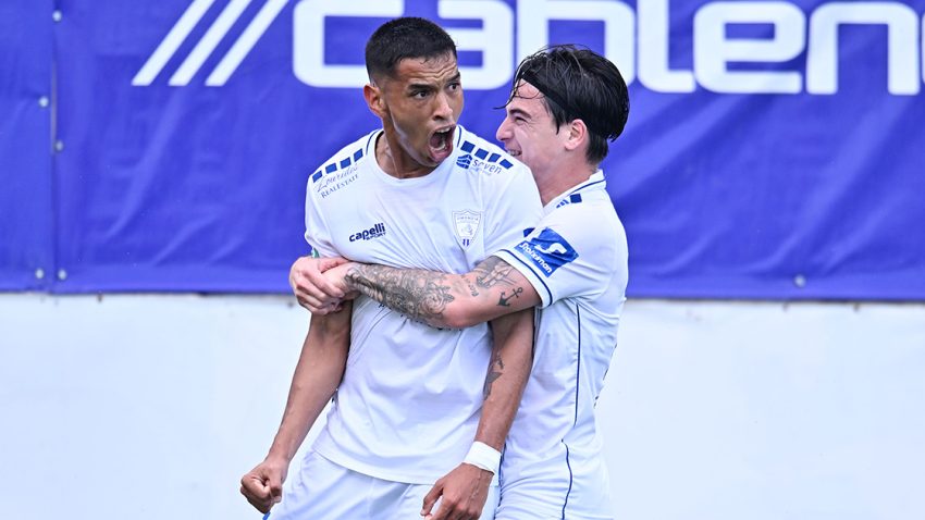 Αισιοδοξία για το πρώτο τρίποντο