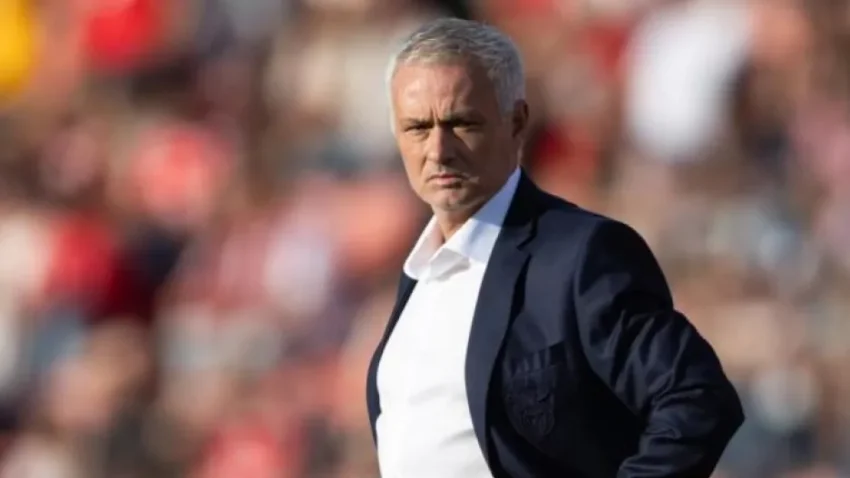 Διάψευση για Ρεάλ: "Δεν υπάρχουν επαφές με τον Μουρίνιο"